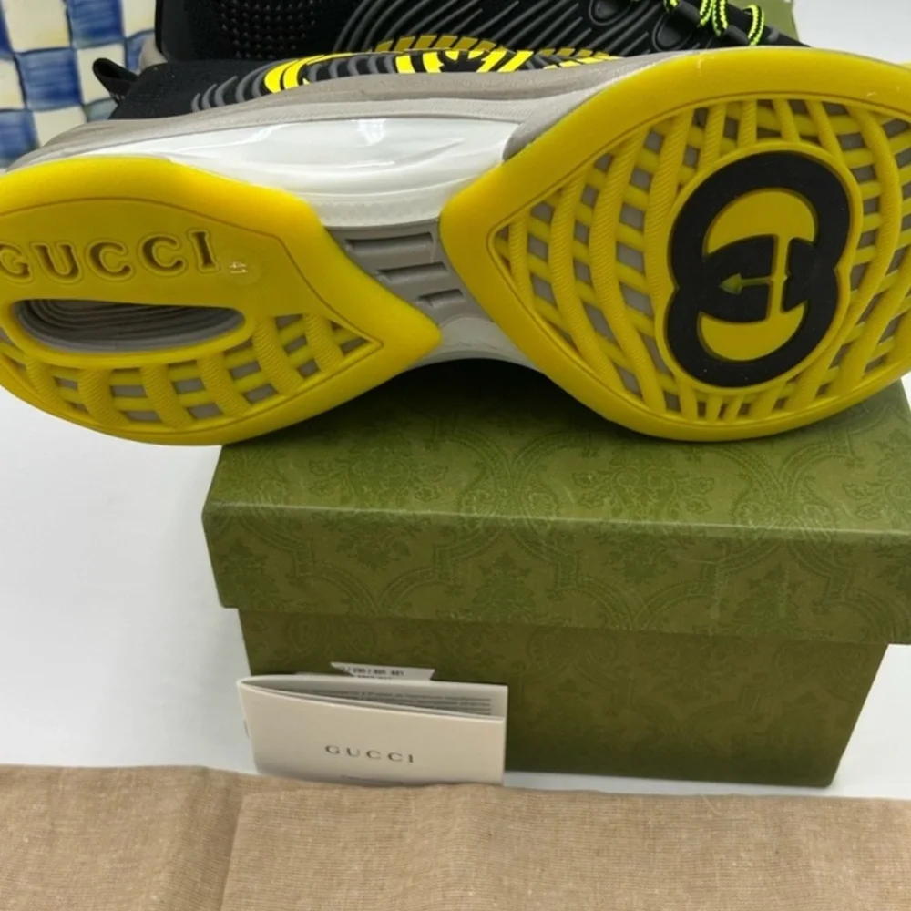 Women’s Gucci GG RUN SNEAKERS . Size 11 - Picture 3 of 7